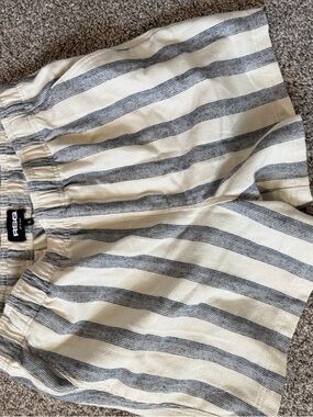 RSQ Cream and Gray Striped Knit Shorts